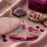 Complete jewellery sets, made to gift