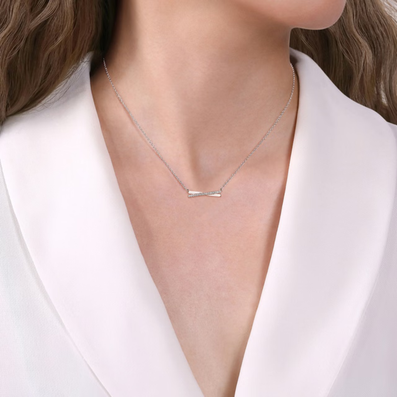 The Crossroads Bar (Chrome Red & Pave Moissanite Edition)