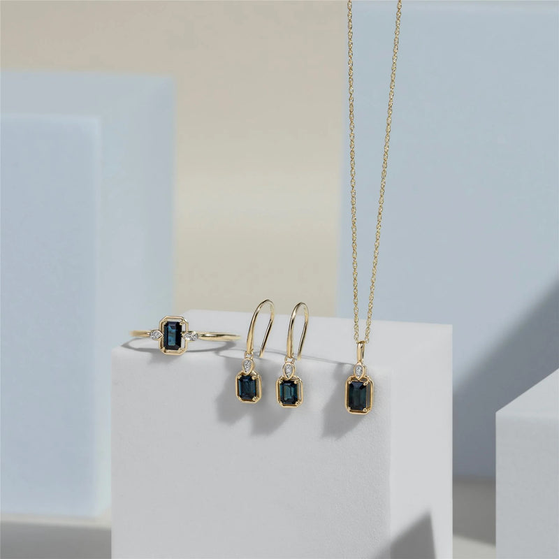 Lumina Emerald-Cut Earrings (Emerald Edition)